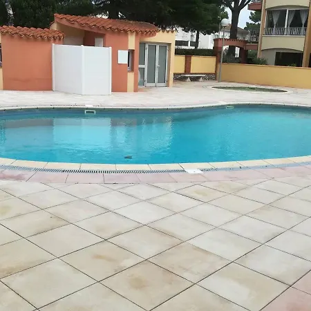 Apartment Avec Piscine, Parking Prive, Proche - - Fr-1-388-188 *
